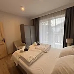 Gorska Pasja 3*