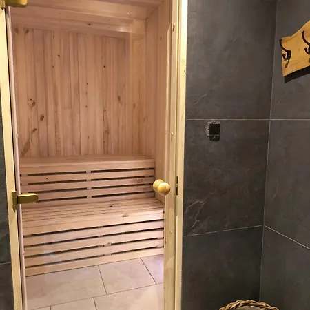Gorska Pasja 4*