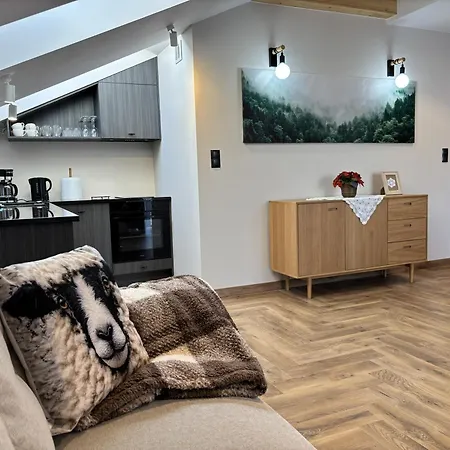 Gorska Pasja 4*