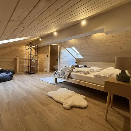 Gorska Pasja 3* شتوروك