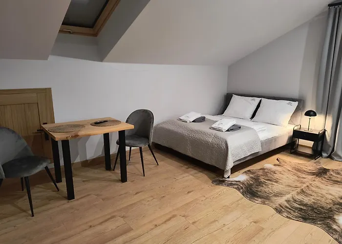 Gorska Pasja מלון דירות